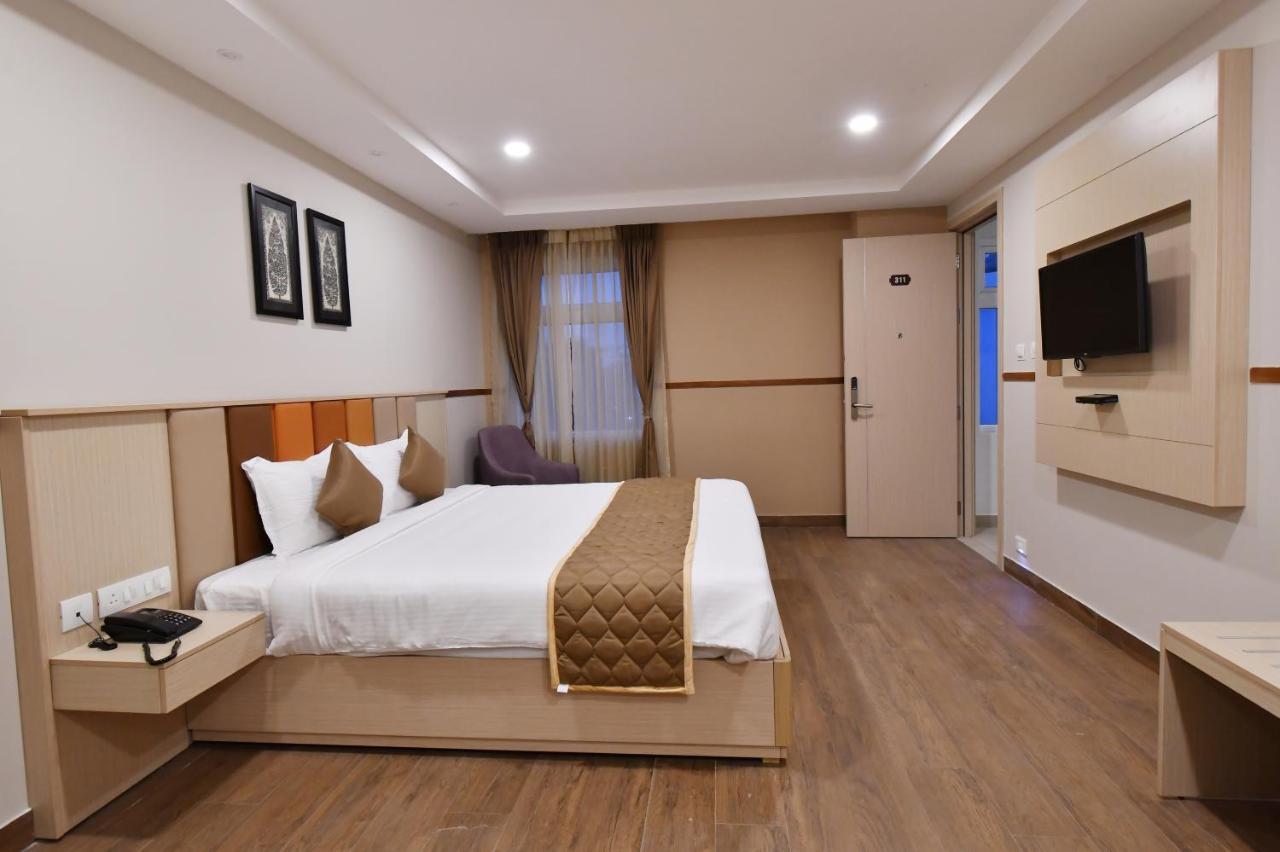 Soho Boutique Hotel Májszúr Kültér fotó